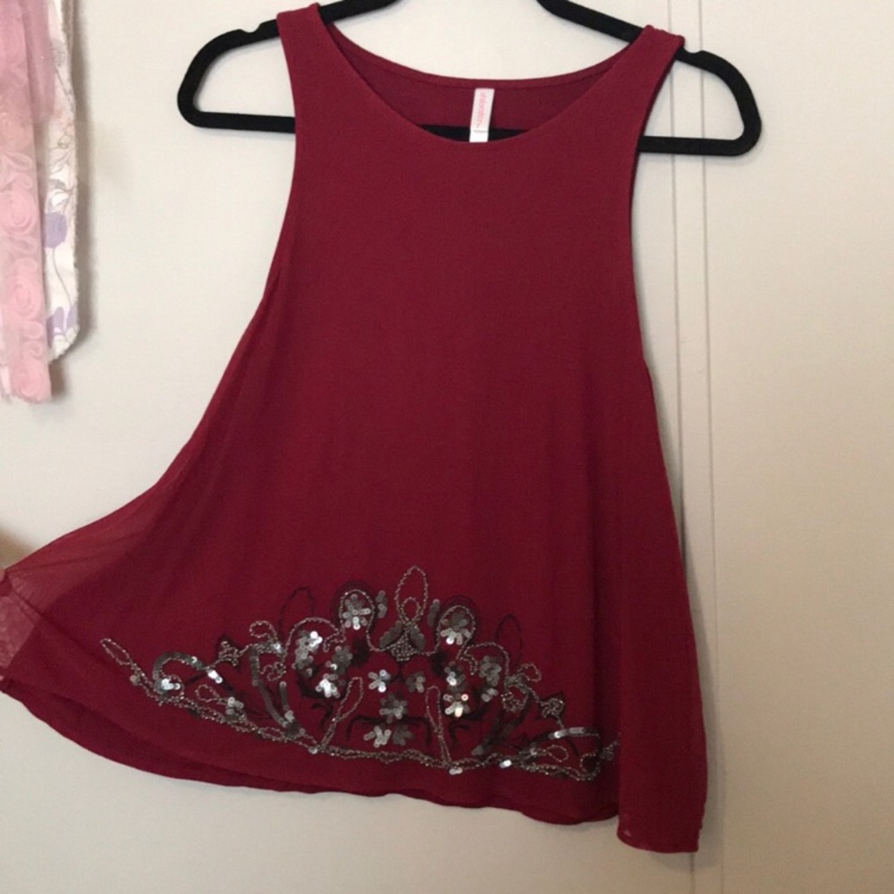 NWT Girly beaded top